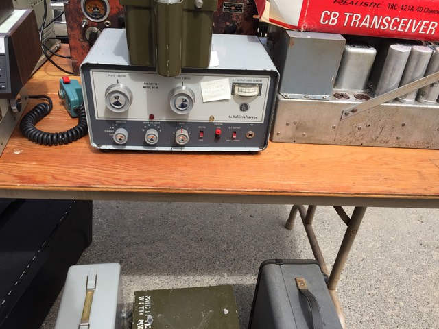 Hallicrafters HT-40 Transmitter